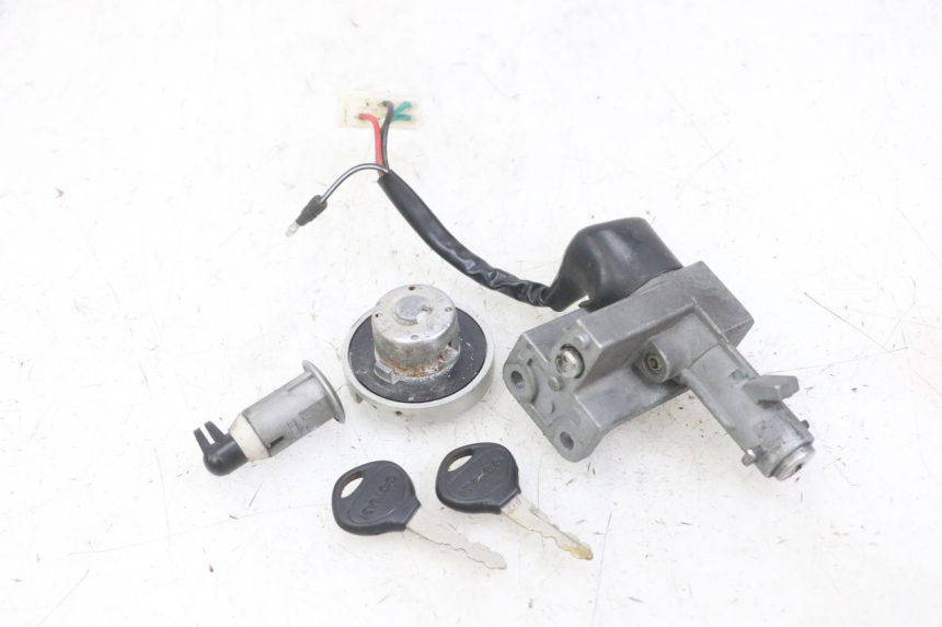 photo de KIT DE CERRADURA Y LLAVE NEIMAN KYMCO AGILITY 4T 50 (2005 - 2018)