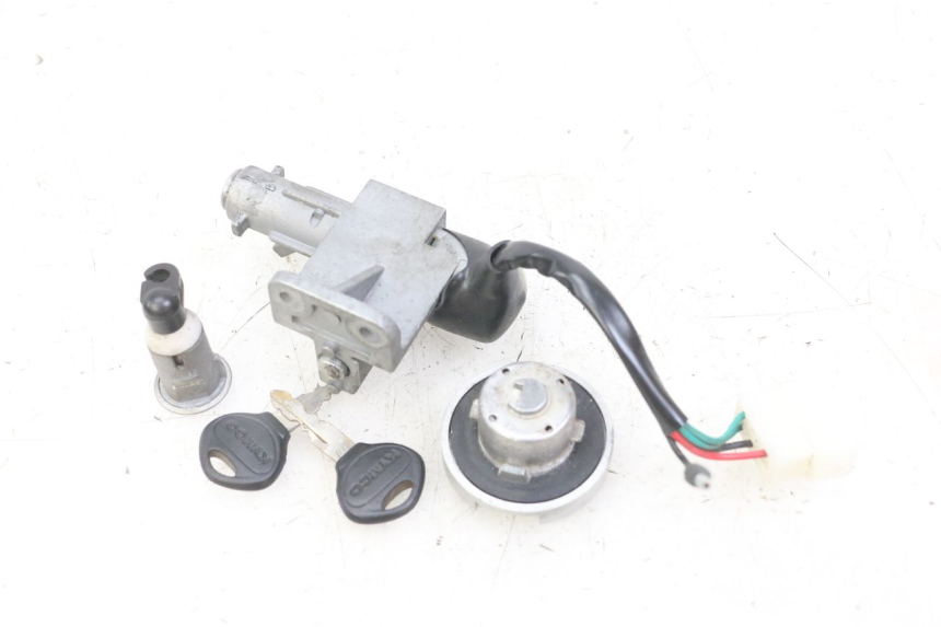 photo de KIT DE CERRADURA Y LLAVE NEIMAN KYMCO AGILITY 4T 50 (2005 - 2018)