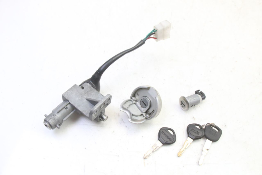 photo de KIT DE CERRADURA Y LLAVE NEIMAN KYMCO AGILITY 4T 50 (2005 - 2018)