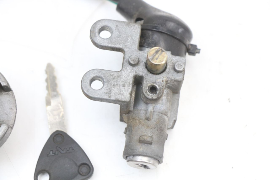 photo de KIT DE LLAVES TNT MOTOR BOSTON 4T 50 (2018 - 2025)