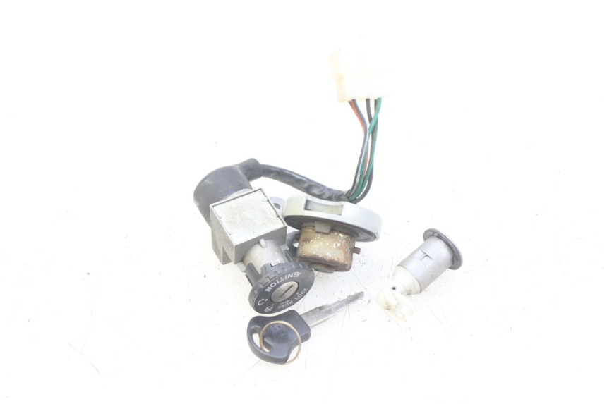 photo de KIT DE CERRADURA Y LLAVE NEIMAN BAOTIAN BT 49 QT-9 50 (2006 - 2010)