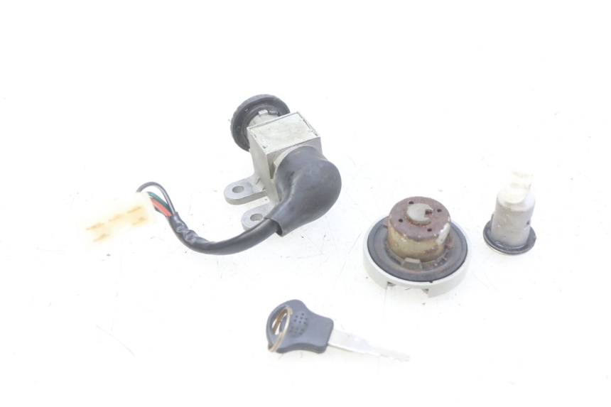 photo de KIT DE CERRADURA Y LLAVE NEIMAN BAOTIAN BT 49 QT-9 50 (2006 - 2010)