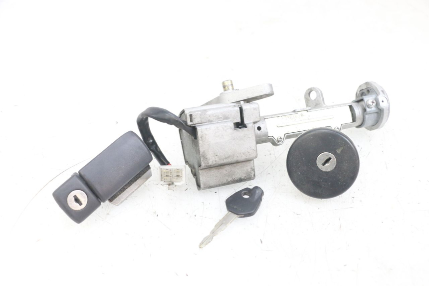 photo de KIT DE LLAVES SUZUKI BURGMAN 125 (2007 - 2014) - Zoom estado de uso