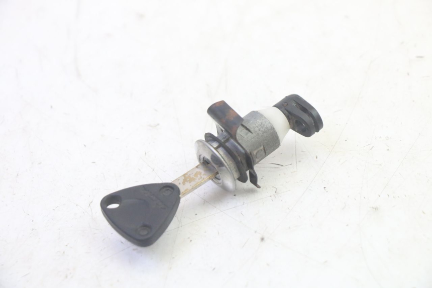 photo de KIT DE LLAVES LONGJIA DIGITA 4T 50 (2019 - 2022) - Características distintivas