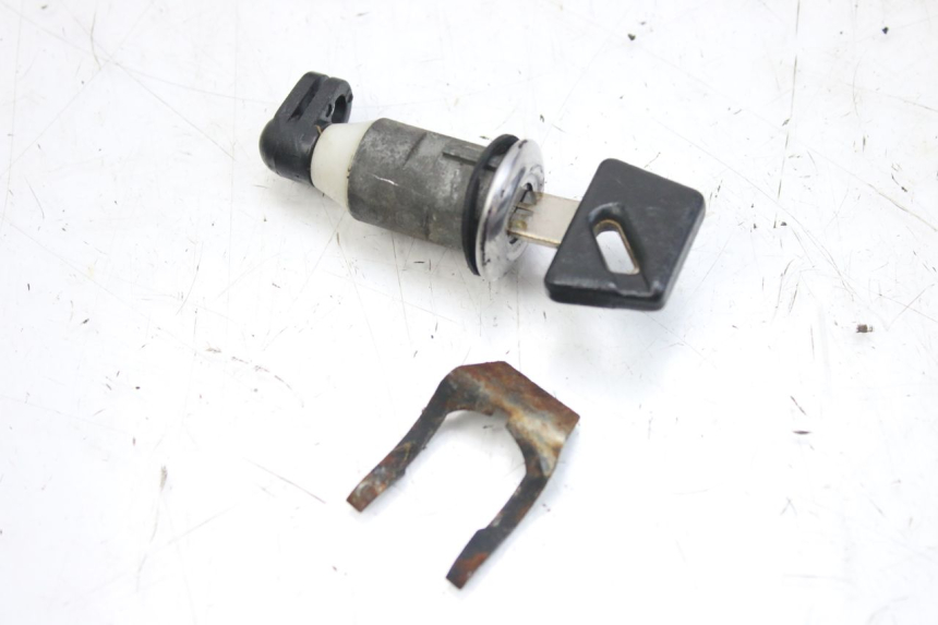 photo de KIT DE CERRADURA Y LLAVE NEIMAN KEEWAY F-ACT FACT 50 (2006 - 2011)