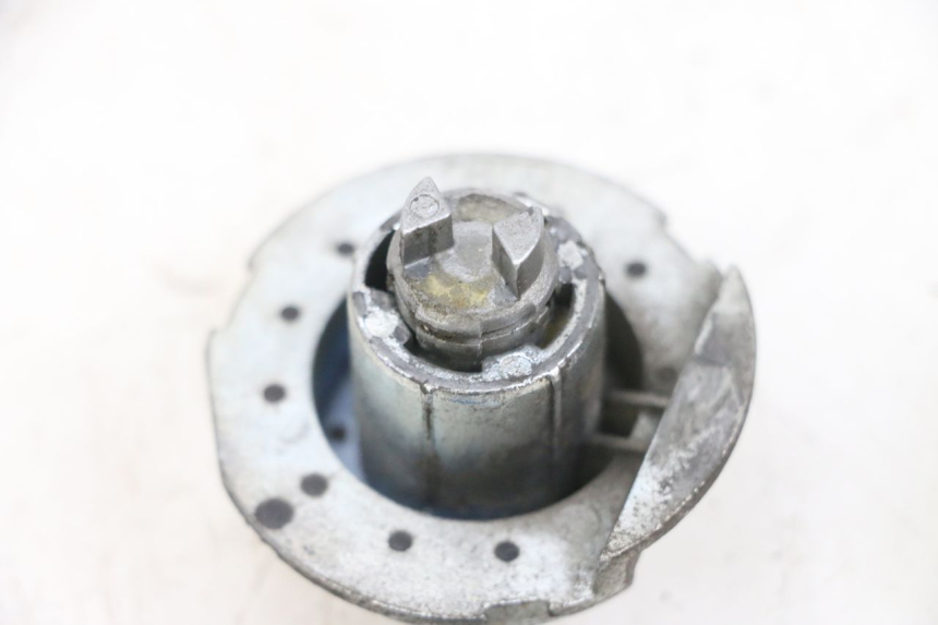 photo de KIT DE LLAVES PIAGGIO FLY 4T 50 (2013 - 2017) - Primer plano técnico