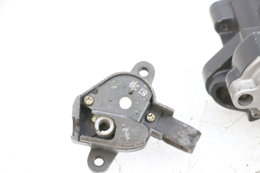 photo de KIT DE LLAVES SUZUKI GSF N BANDIT 600 (1996 - 1999) - Otra perspectiva