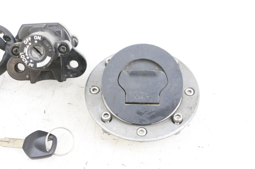 photo de KIT DE LLAVES SUZUKI GSF N BANDIT 600 (1996 - 1999) - Estado de la superficie y material