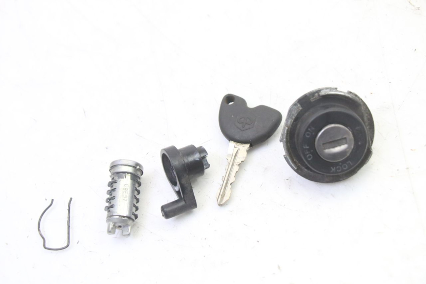 photo de KIT DE LLAVES PIAGGIO LIBERTY 4T 50 (2009 - 2015)