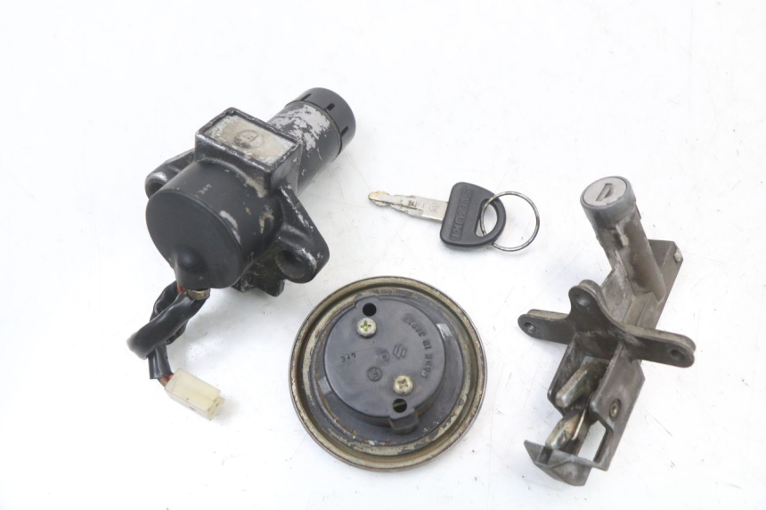 photo de KIT DE LLAVES SUZUKI GSX E 250 (1982 - 1983)