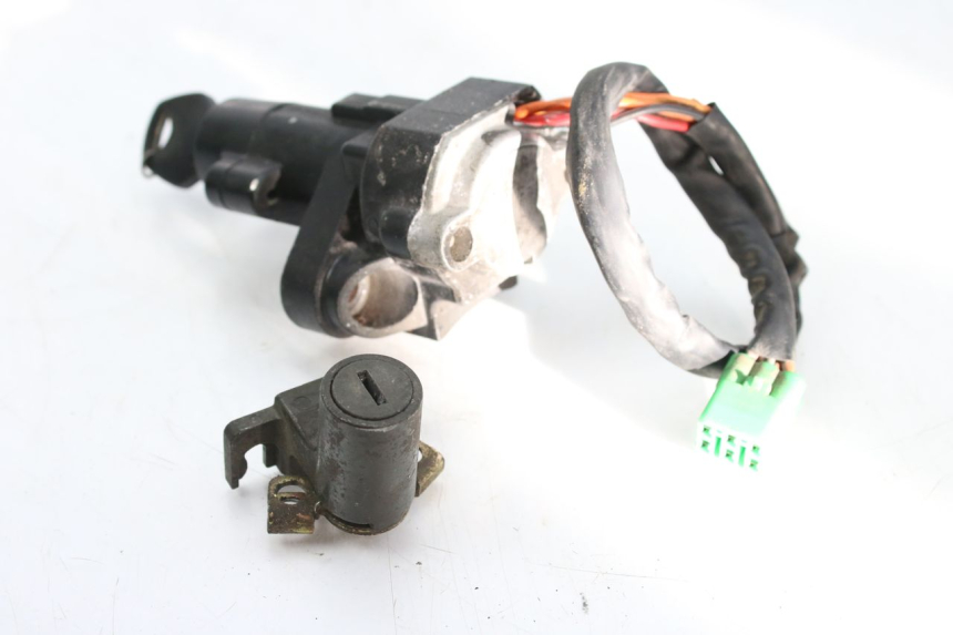 photo de KIT DE CERRADURA Y LLAVE NEIMAN SUZUKI TLS TL S 1000 (1997 - 2001)
