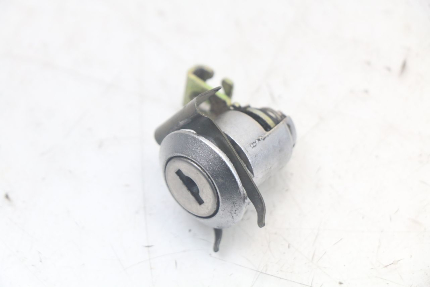 photo de KIT DE CERRADURA Y LLAVE NEIMAN SUZUKI SV N 650 (1999 - 2002)
