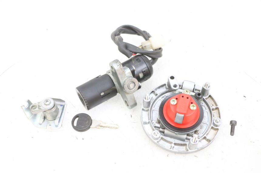 photo de KIT DE LLAVES YAMAHA TZR 50 (2008 - 2016) - Detalles de los puntos de fijación