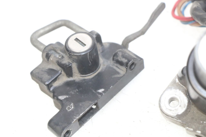 photo de KIT DE CERRADURA Y LLAVE NEIMAN YAMAHA FJ 3CX 1200 (1986 - 1996)