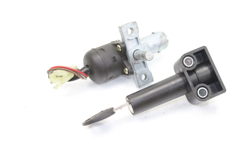 photo de KIT DE CERRADURA Y LLAVE NEIMAN YAMAHA SLIDER NAKED 50 (2004 - 2018)