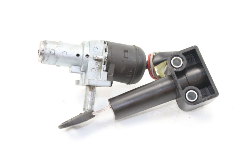 photo de KIT DE CERRADURA Y LLAVE NEIMAN YAMAHA SLIDER NAKED 50 (2004 - 2018)