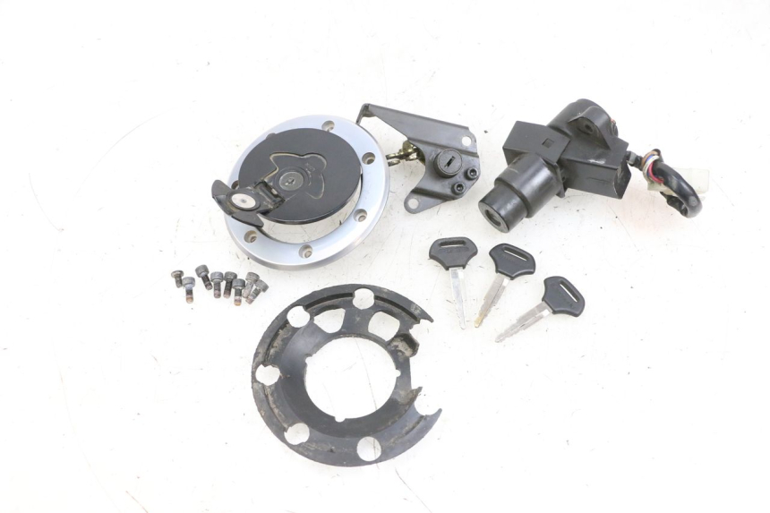 photo de KIT DE LLAVES KAWASAKI ZR 7 750 (1999 - 2001) - Primer plano técnico