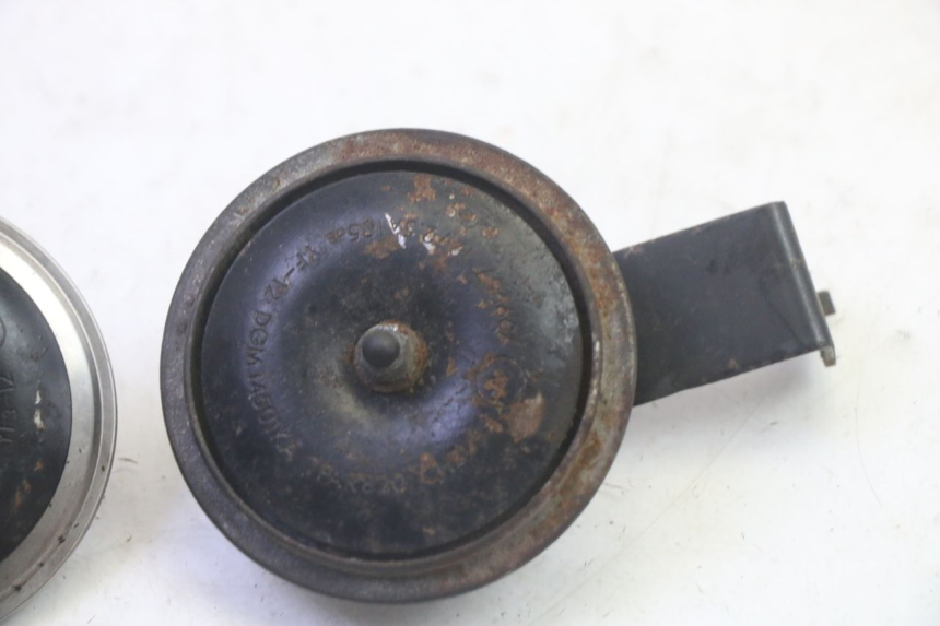 photo de CLAXON KAWASAKI GPZ RX 1000 (1986 - 1988) - Zoom estado de uso