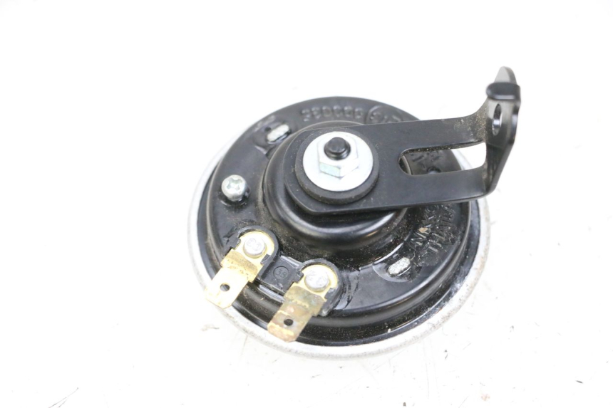 photo de CLAXON YAMAHA NEO'S CORE 1 (2022 - 2026) - Detalle de la pieza