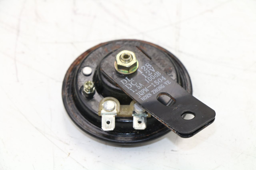 photo de CLAXON PEUGEOT KISBEE 4T 50 (2010 - 2017)