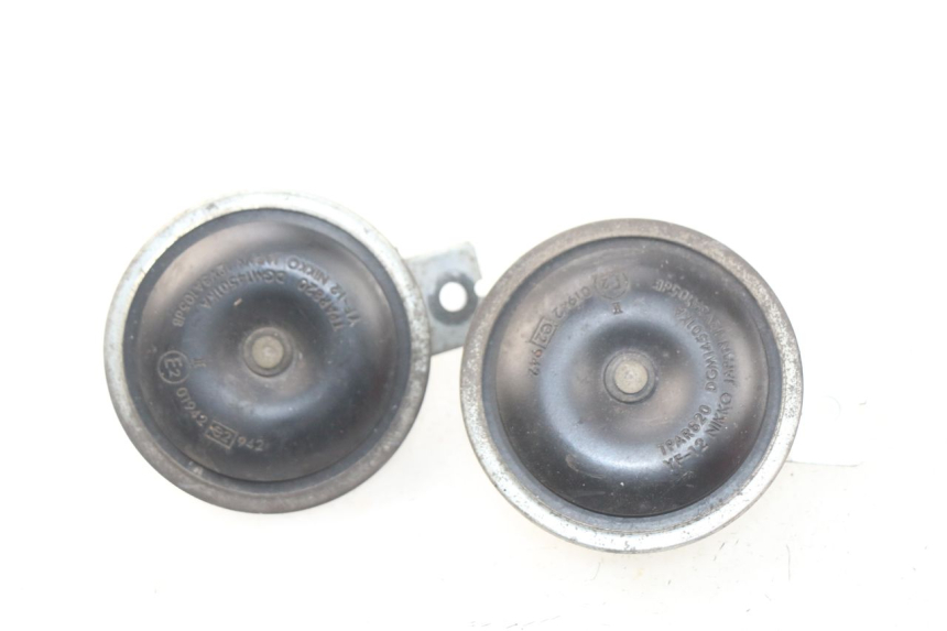 photo de CLAXON YAMAHA XP T-MAX TMAX ABS 500 (2004 - 2007)