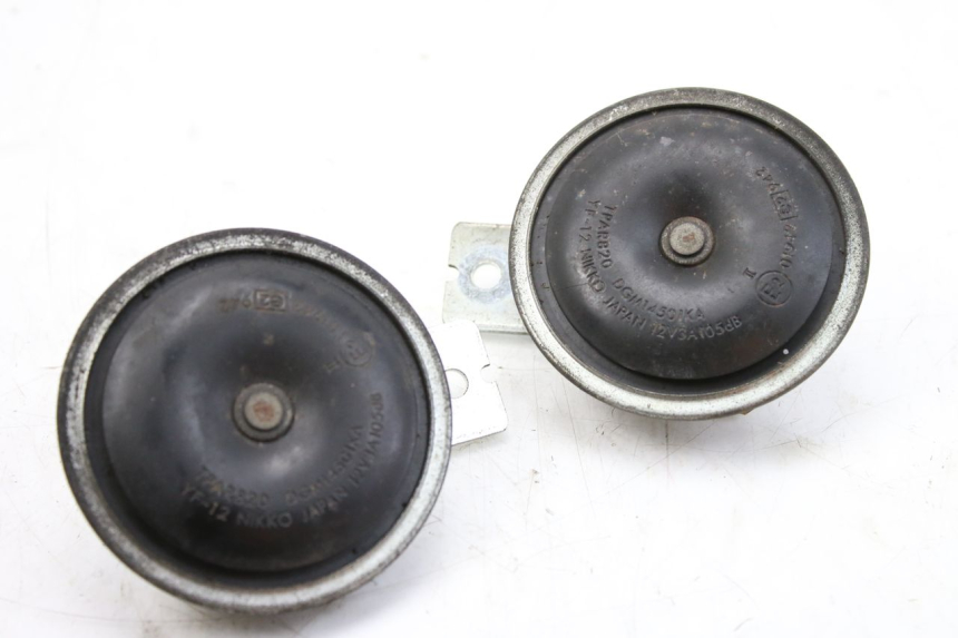 photo de CLAXON YAMAHA XP T-MAX TMAX ABS 500 (2004 - 2007)