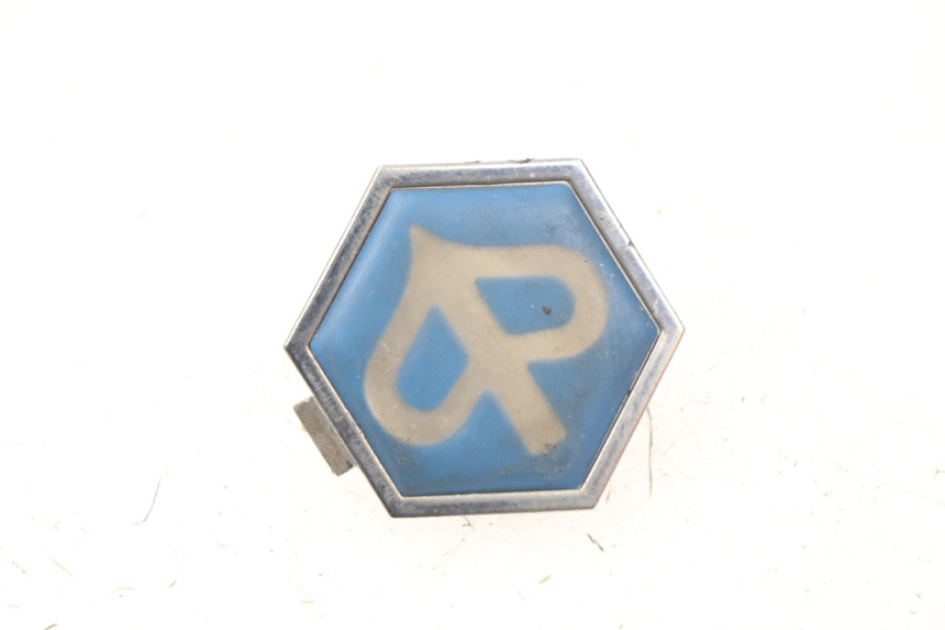 photo de LOGOTIPO MARCA PIAGGIO BEVERLY 500 (2003 - 2007)
