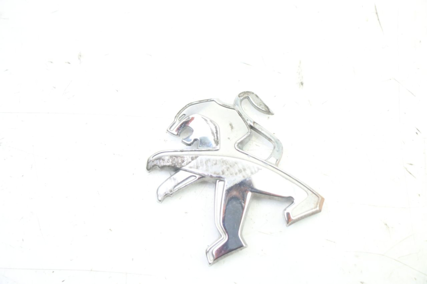photo de LOGOTIPO DE LA MARCA PEUGEOT KISBEE 2T 50 (2010 - 2017)