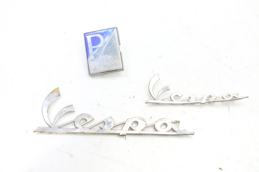 photo de LOGOTIPO MARCA PIAGGIO VESPA GRANTURISMO 125 (2003 - 2007)
