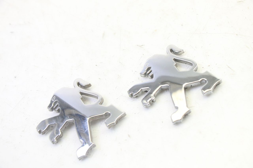 photo de LOGOTIPO DE LA MARCA PEUGEOT SATELIS 125 (2006 - 2009)