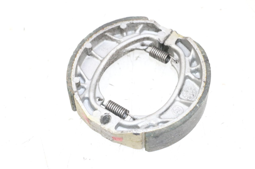 photo de ZAPATA DE FRENO PEUGEOT KISBEE 2T 50 (2010 - 2017) - Vista principal