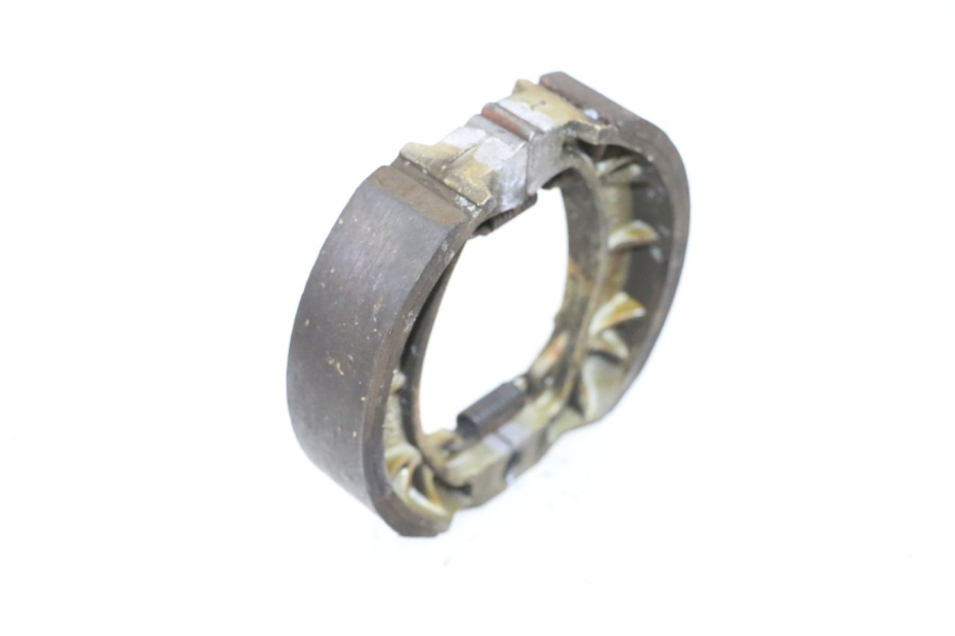 photo de ZAPATA DE FRENO SYM ORBIT III 3 4T 50 (2018 - 2021) - Detalle de la pieza