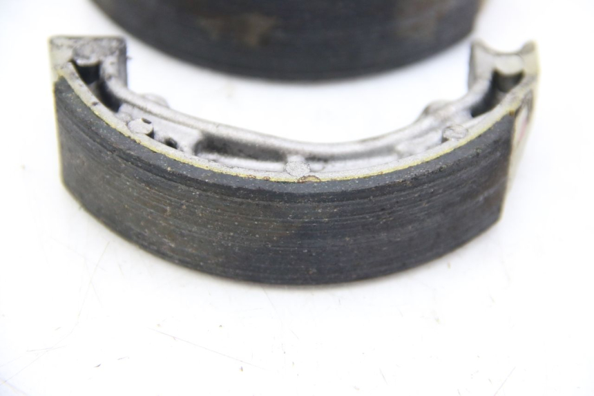 photo de ZAPATA DE FRENO PEUGEOT KISBEE 4T 50 (2010 - 2017)