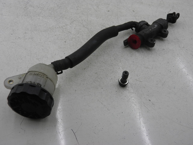 photo de BOMBA FRENO TRASERO HONDA NTV DEAUVILLE 650 (2001 - 2006)