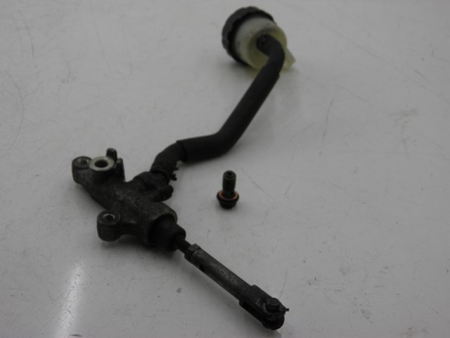 photo de BOMBA FRENO TRASERO YAMAHA FZX FAZER 750 (1987 - 1998)