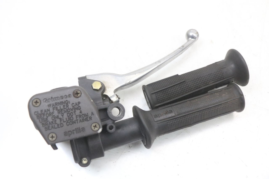 photo de BOMBA FRENO DELANTERO APRILIA SCARABEO GT 125 (1999 - 2007)