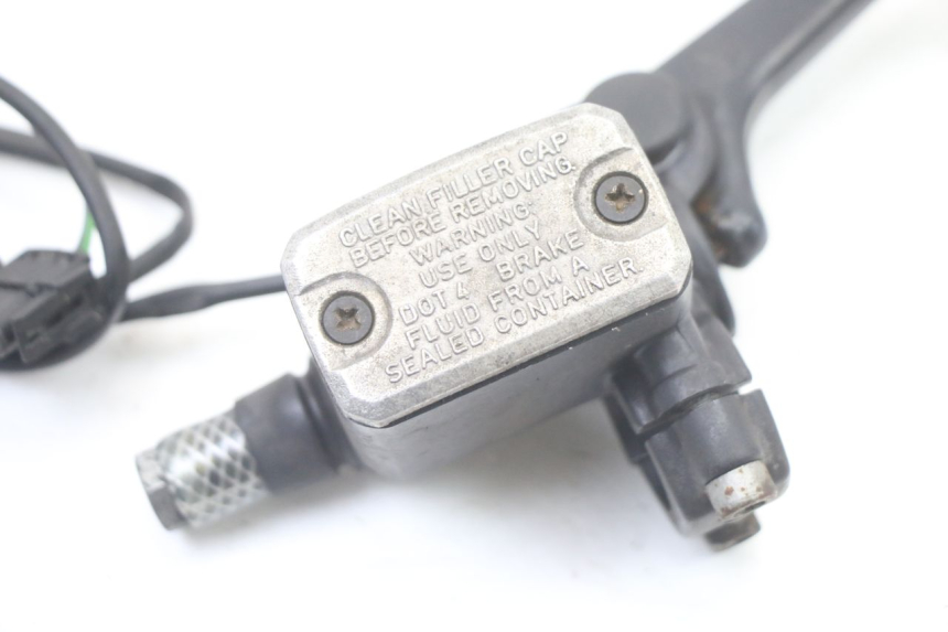 photo de CILINDRO MAESTRO DELANTERO BMW C1 125 (2000 - 2003)