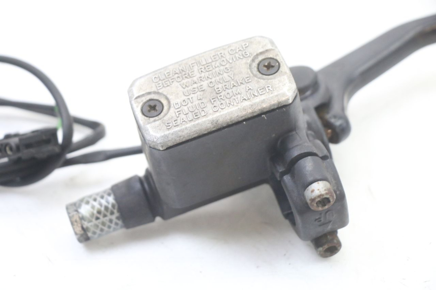 photo de CILINDRO MAESTRO DELANTERO BMW C1 125 (2000 - 2003)