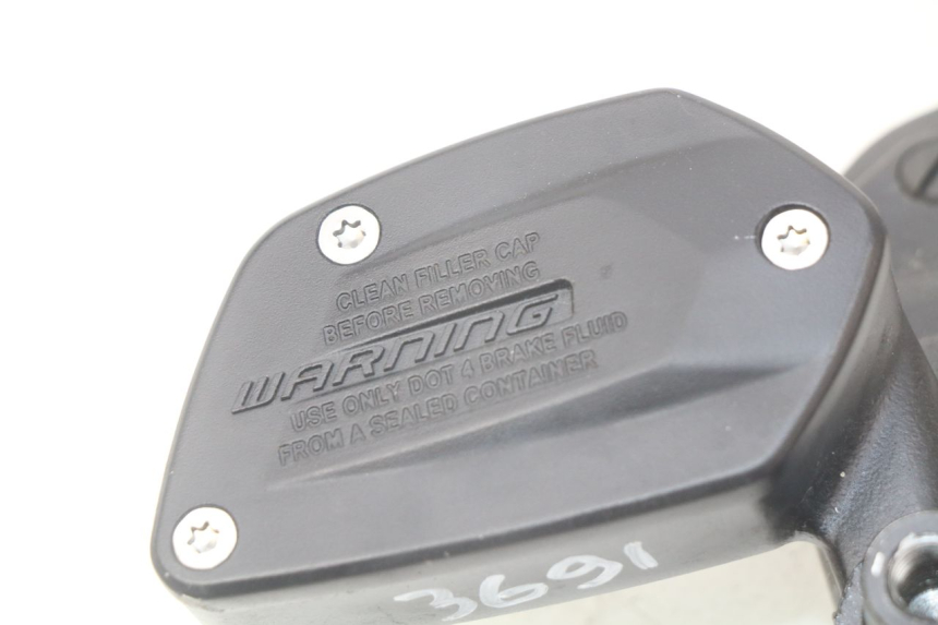 photo de BOMBA FRENO DELANTERO BMW F GS K81 850 (2018 - 2023)