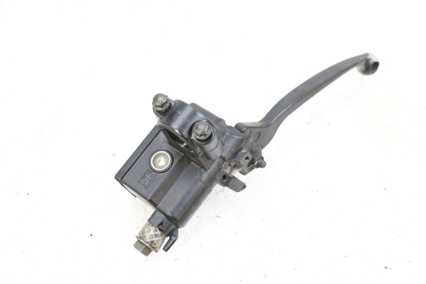 photo de BOMBA FRENO DELANTERO MAG POWER BOMBERS 4T 50 (2016 - 2026) - Primer plano técnico