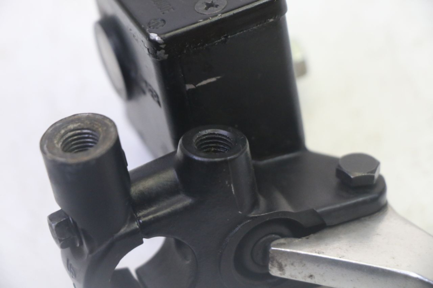 photo de CILINDRO MAESTRO DELANTERO SUZUKI BURGMAN 125 (2007 - 2014)