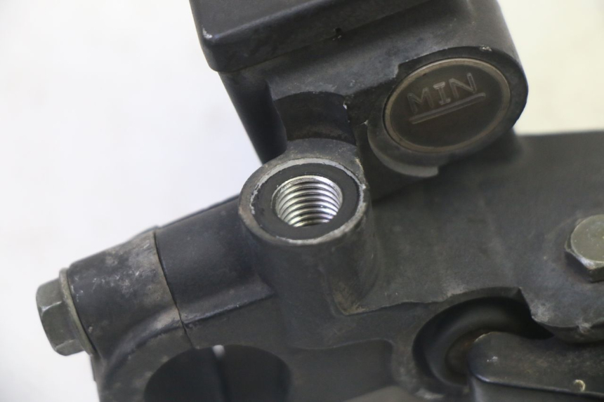 photo de CILINDRO MAESTRO DELANTERO PEUGEOT CITYSTAR 50 (2013 - 2017)