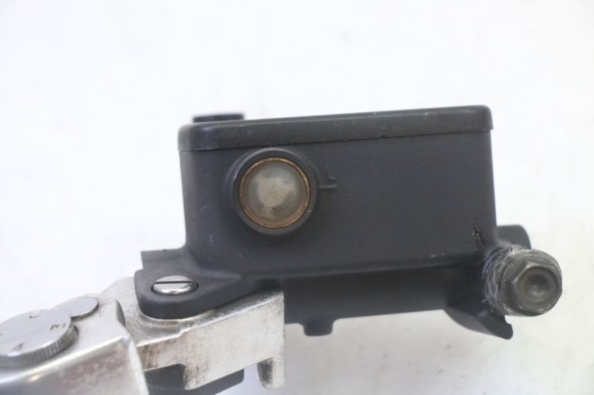 photo de CILINDRO MAESTRO DELANTERO KYMCO DINK STREET 125 (2009 - 2014)