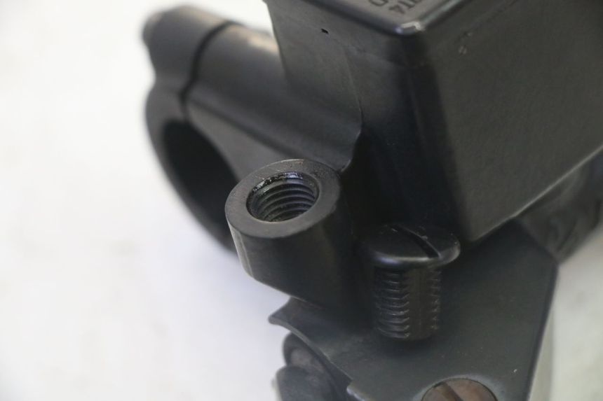 photo de CILINDRO MAESTRO DELANTERO HONDA FES S-WING SWING ABS 125 (2007 - 2015)