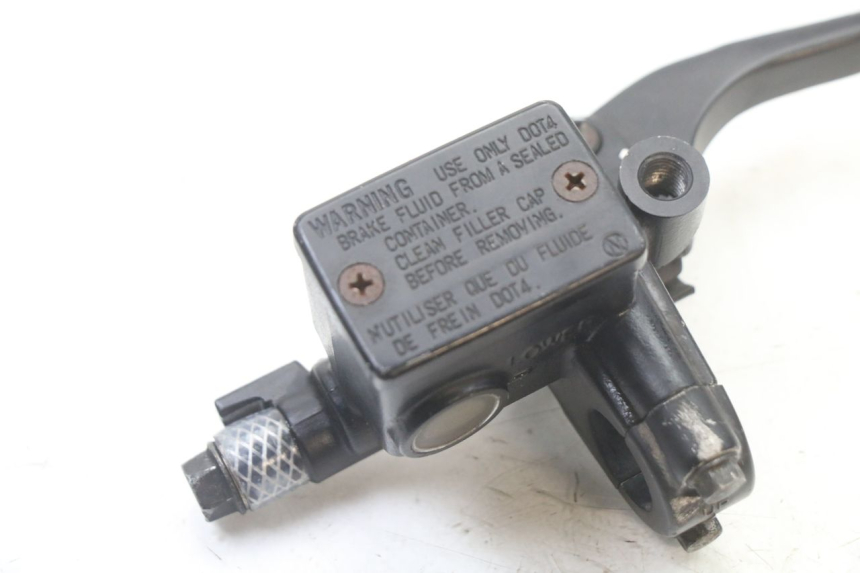 photo de CILINDRO MAESTRO DELANTERO HONDA FES S-WING SWING ABS 125 (2007 - 2015)