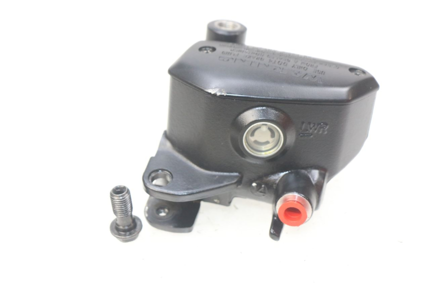 photo de CILINDRO MAESTRO DELANTERO KAWASAKI Z 650 (2016 - 2019)