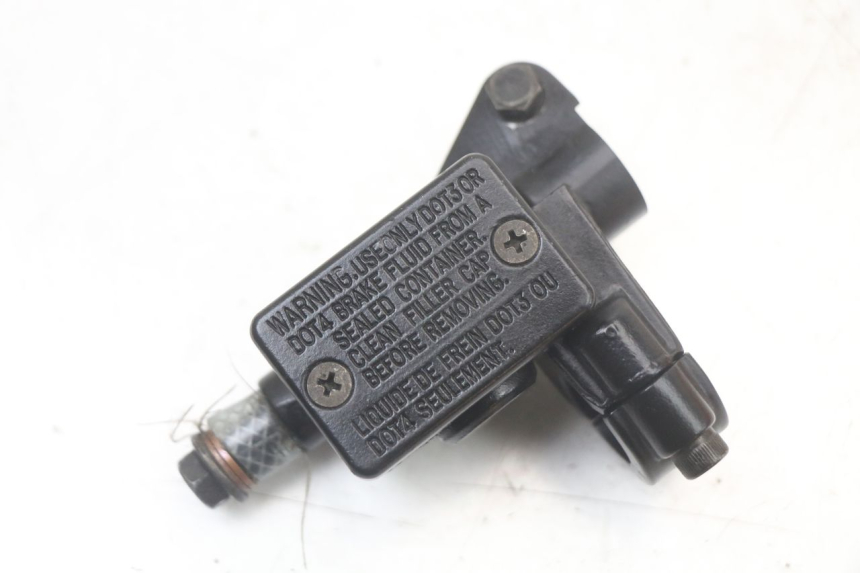 photo de CILINDRO MAESTRO DELANTERO PEUGEOT KISBEE 2T 50 (2010 - 2017)