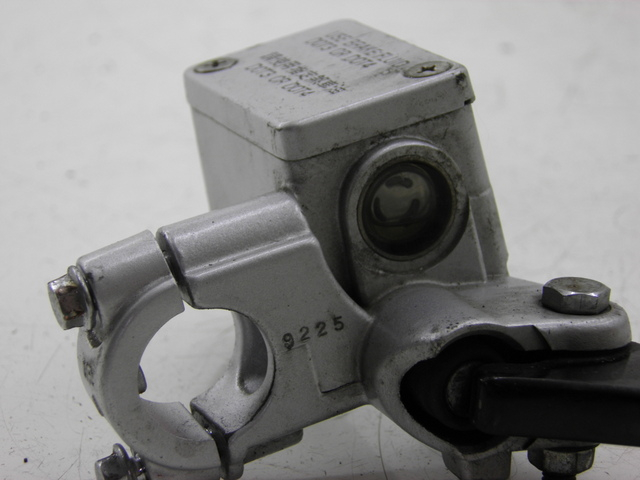 photo de BOMBA FRENO DELANTERO KYMCO AGILITY CITY 4T 50 (2008 - 2016) - Vista general del producto