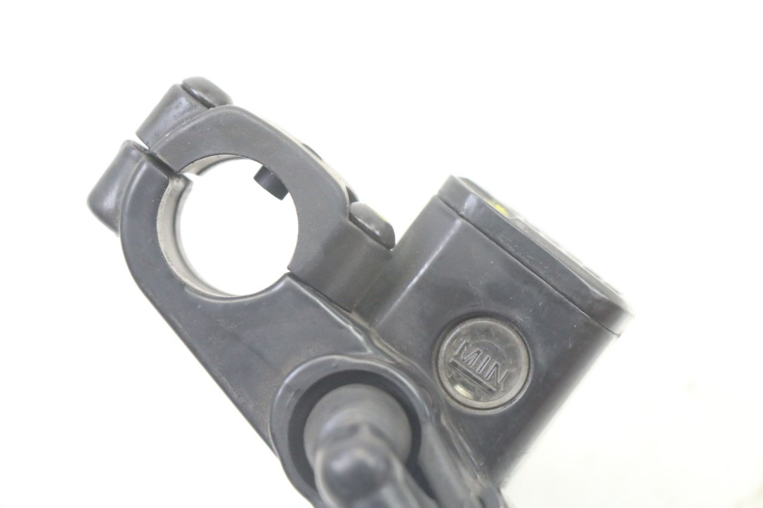 photo de BOMBA FRENO DELANTERO PIAGGIO MP3 500 (2011 - 2015)