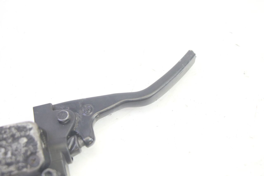 photo de CILINDRO MAESTRO DELANTERO YAMAHA NEOS NEO'S 4T 50 (2008 - 2016) - Otra perspectiva